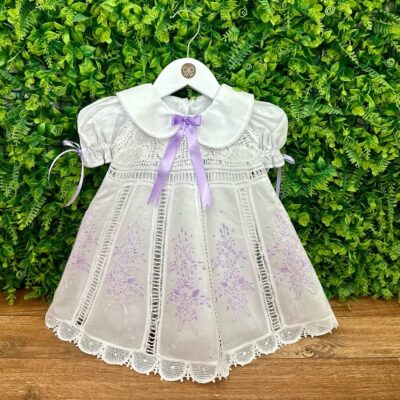 Vestido Batizado Nesga Fina Lavanda