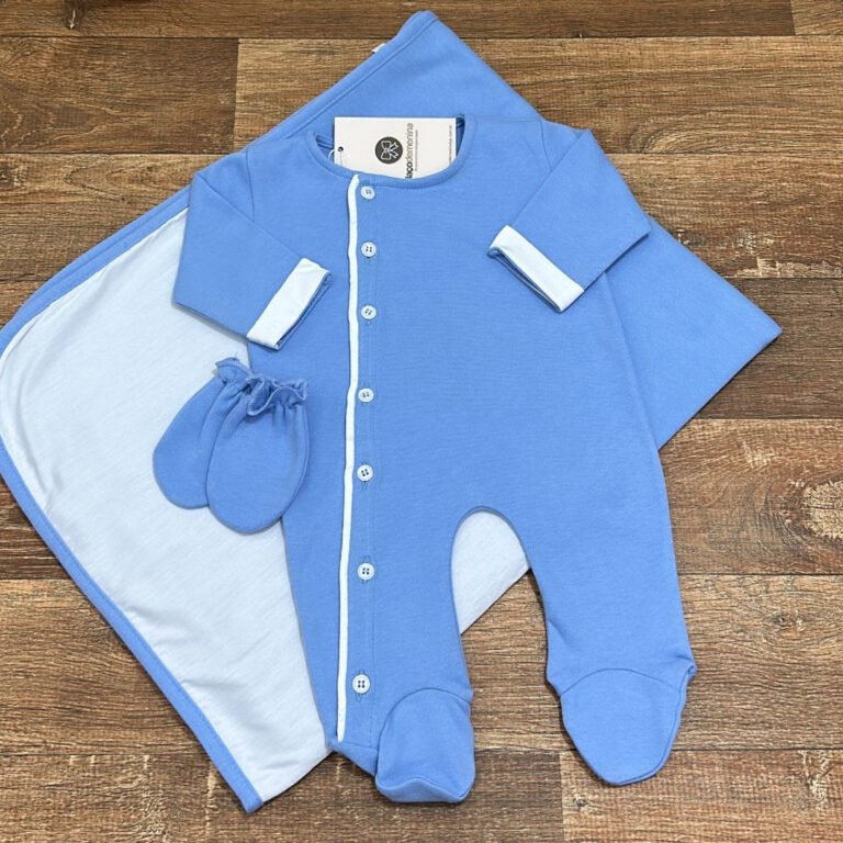 Saída Maternidade Pedro Azul - De R$ 249,90 Por R$ 189,90