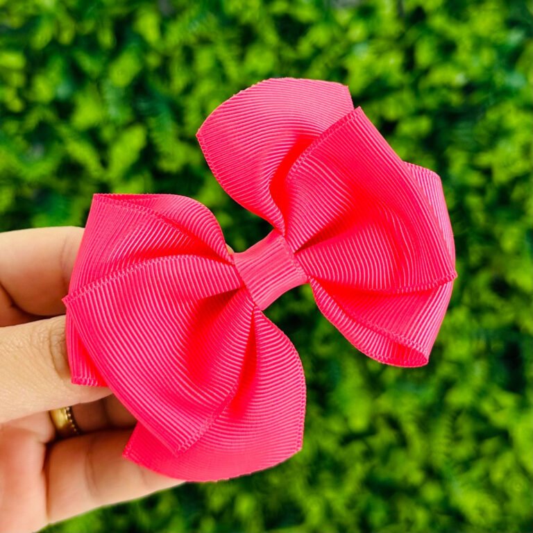 Laço Cléo no Bico de Pato Rosa Médio
