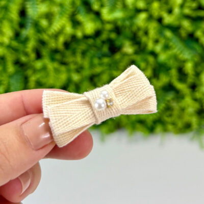 Lacinho no Bico de Pato Off-White