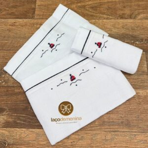 Kit Fraldas de Ombro Bordado Manual Navio
