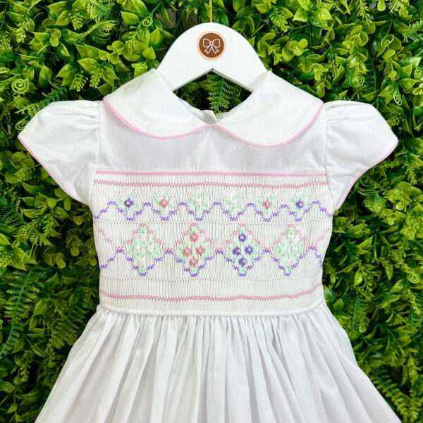 Vestido Ponto Smock Branco Bordado Rococó - Imagem 2