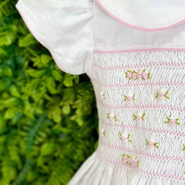 Vestido Ponto Smock Branco Rococó Rosa - Imagem 4