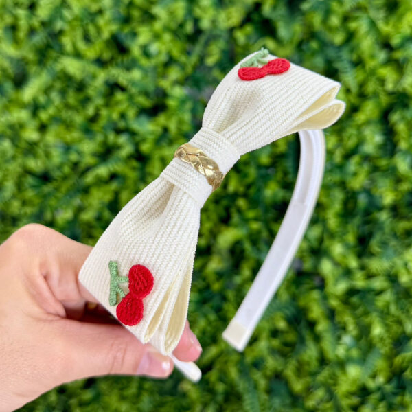 Tiara Arco Laço Cerejinha Off-White