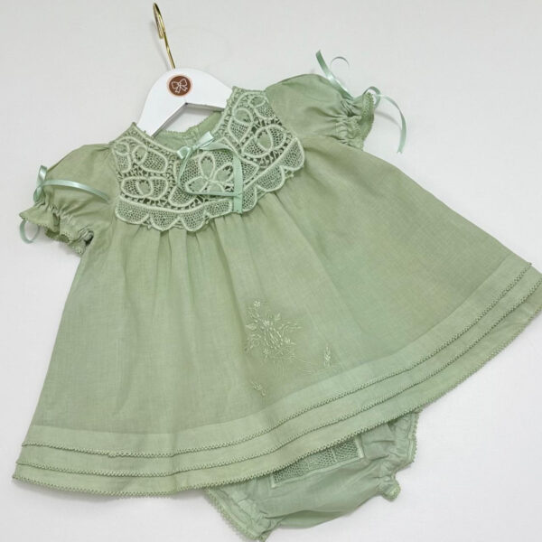 Vestido Três Ordens Verde