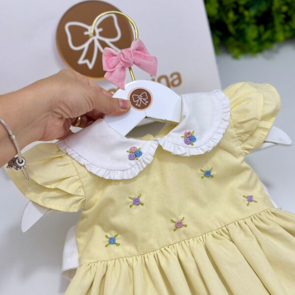 Vestido Paloma Amarelo Bordado Rococó