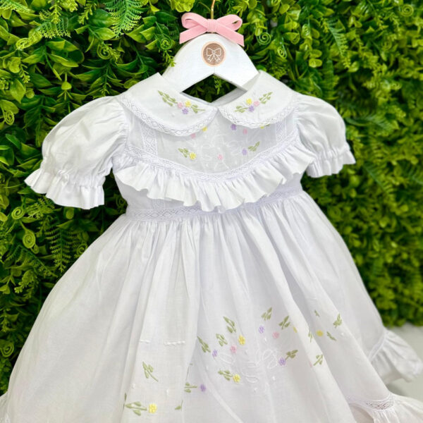 Vestido Antonela em Cambraia Bordado Colorido