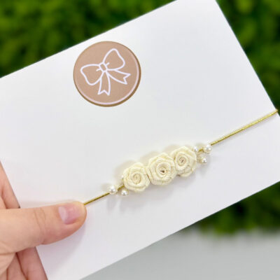 Tiara Isis Três Flores Off-White