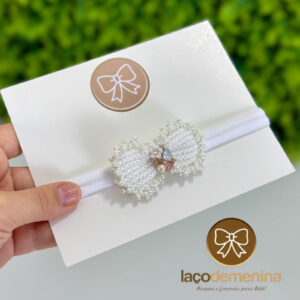 Tiara de Bebê Tricot com Pérolas e Cristais