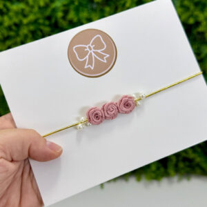 Tiara Isis Três Flores Rosa Chá