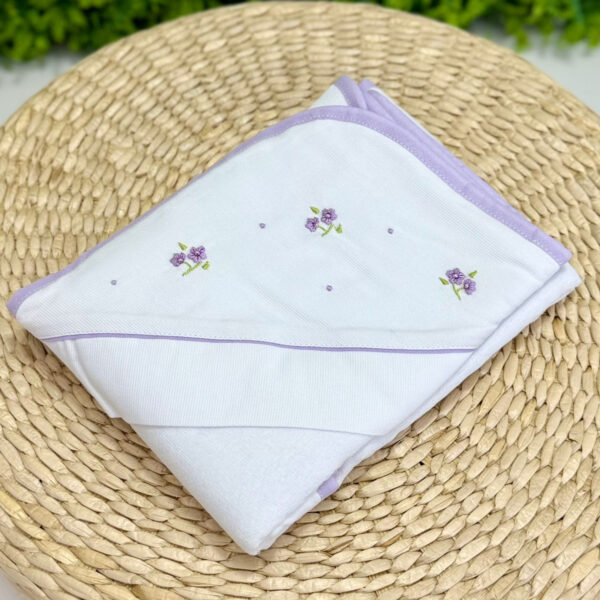 Toalha Capuz Bordado Flor Lavanda - Imagem 2