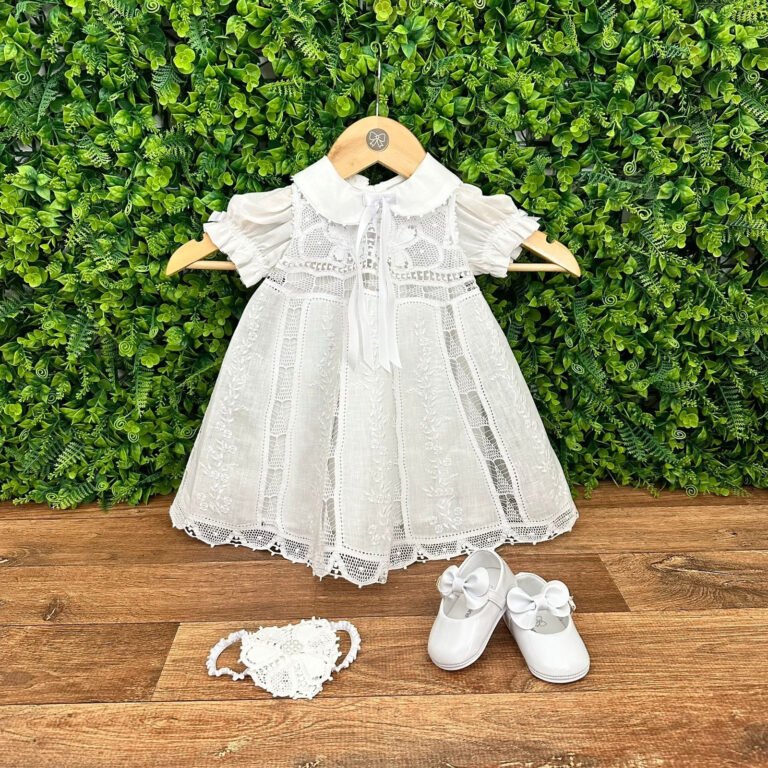 Vestido de Batizado Nesga Fina Princesa Tradicional