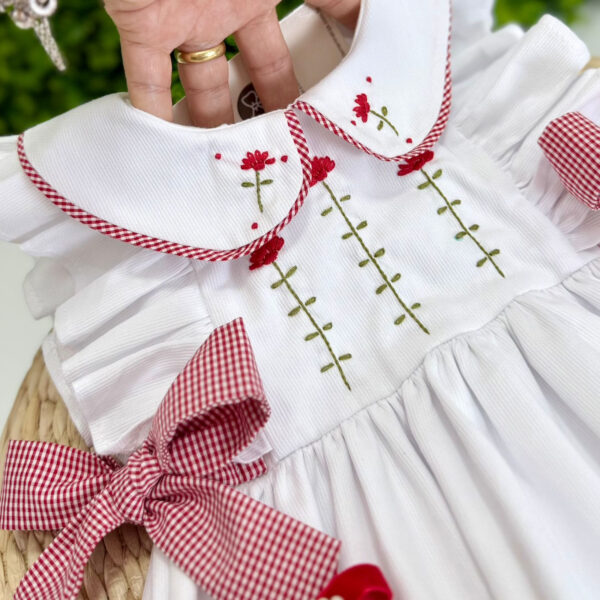 Vestido Celine Branco Bordado Manual - Imagem 2