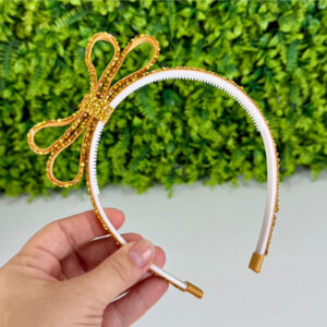Tiara Arco Dourada Laço Pedraria