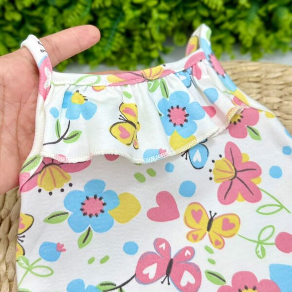 Macacão Curto Feminino Borboletas — imagem 2