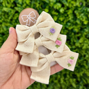 Laço no Bico de Pato Off-White