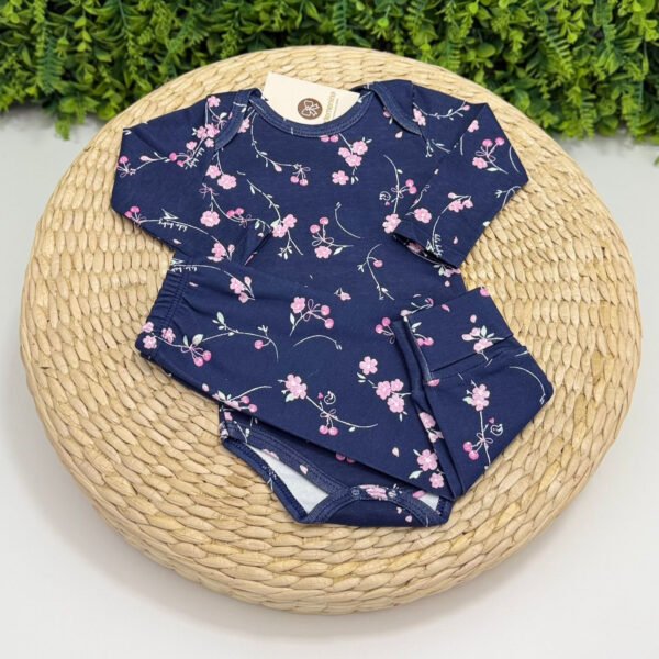Conjunto Floral Azul Marinho Body com Calça — imagem 1