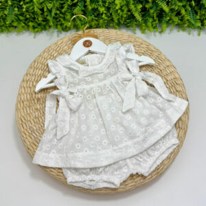 Conjunto Zaíra em Cambraia de Lese