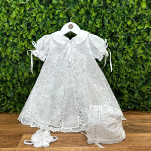 Vestido Renda Renascença Nesga Larga