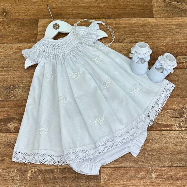 Vestido Casa de Abelha Branco Bordado Manual — imagem 1