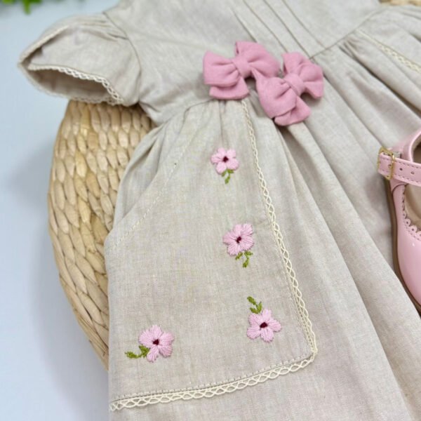 Vestido Melina Bege Manga Tulipa — imagem 3