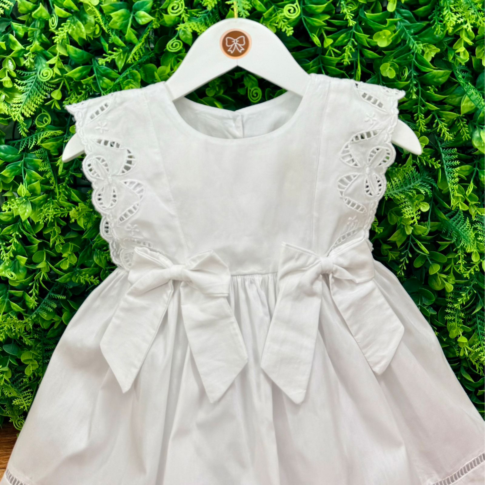 Vestido Branco Bordado Richelieu - Imagem 2