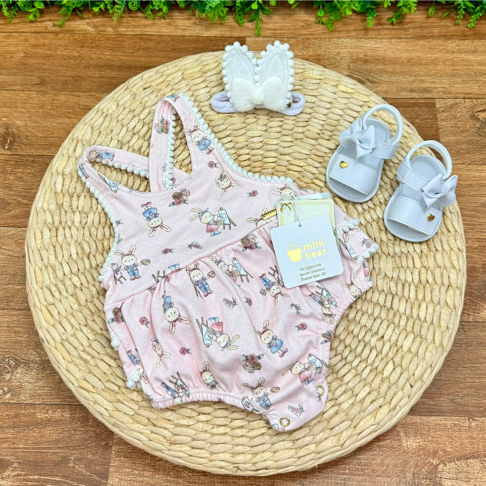 Jardineira Coelhinhos Mini Bear® Rosa