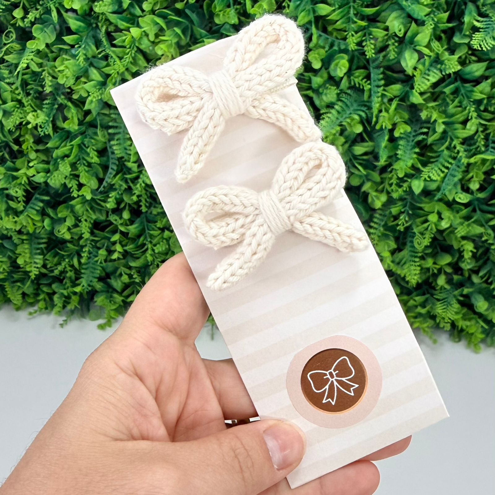 Laço La Belle no Bico de Pato Off-White