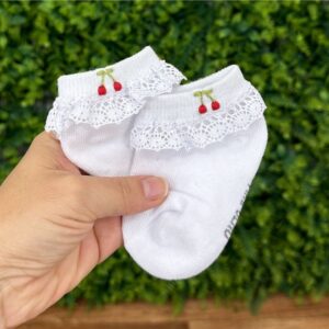 Meia Pimpolho® Cerejinha Com Bico de Renda