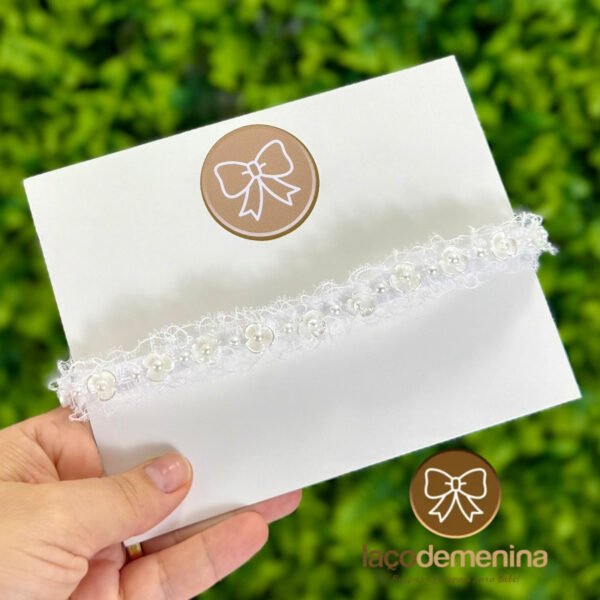 Tiara Branca com Pérolas e Flores — imagem 2