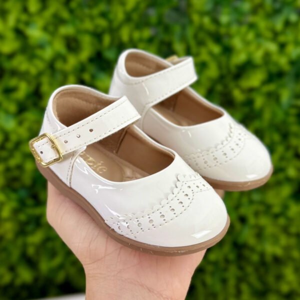 Sapatinho Lupie® Charm Verniz Branco — imagem 1
