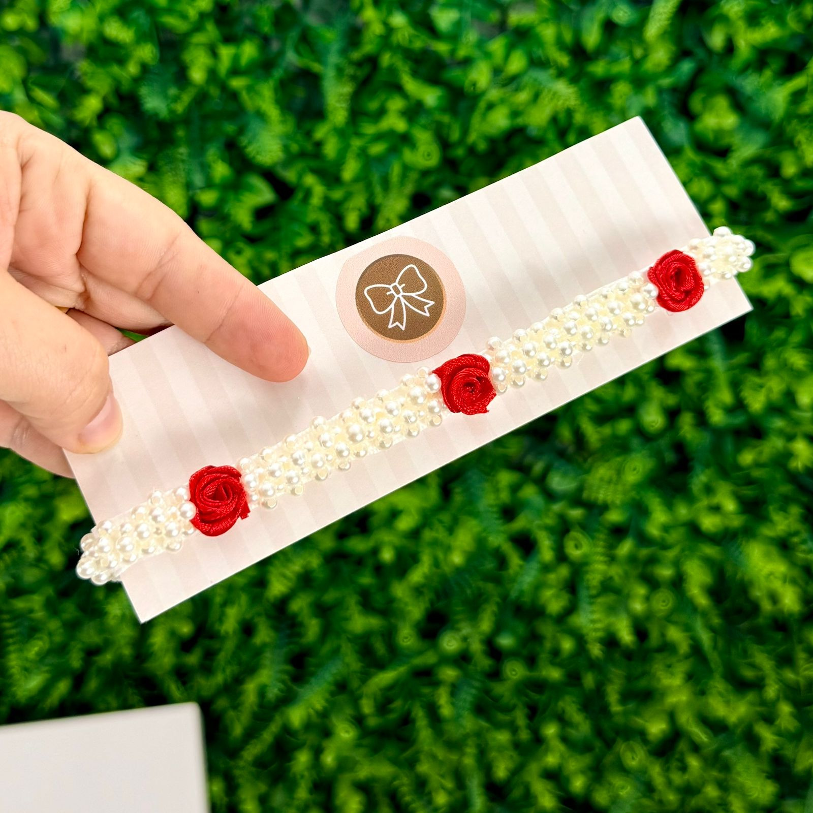 Tiara Pérolas Flores Vermelha