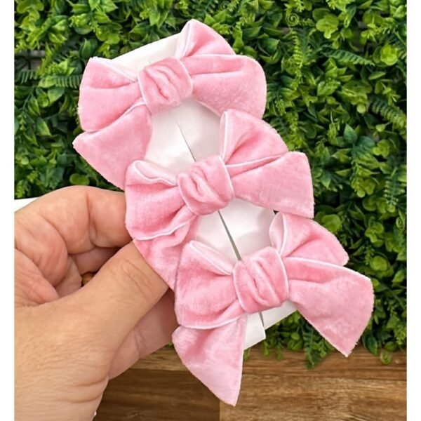 Lacinho Bico de Pato Olívia Rosa Claro — imagem 1