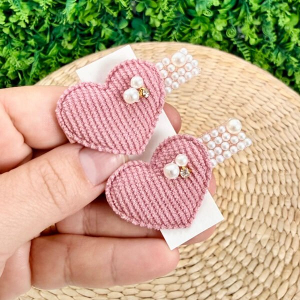 Coração Pérolas no Bico de Pato Rosa Chá — imagem 1