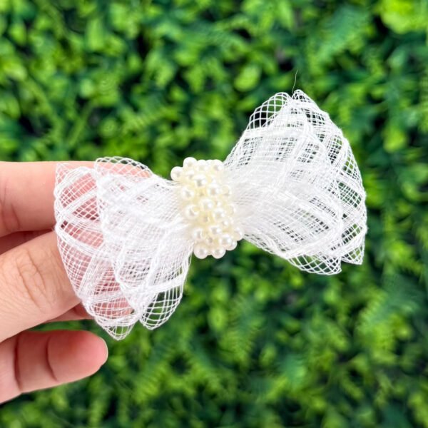 Laço Crinol Branco com Pérolas — imagem 1
