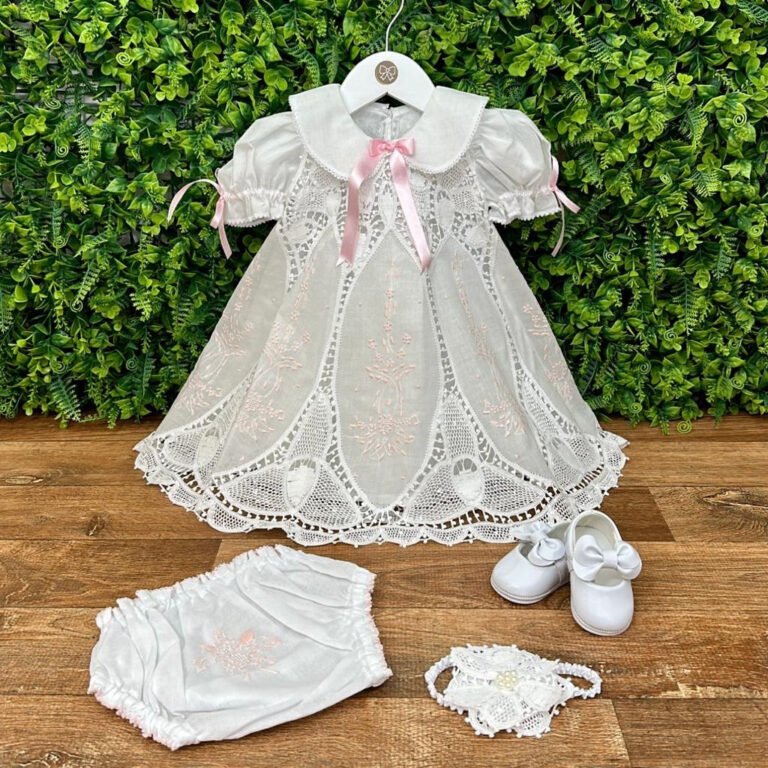 Vestido Renda Renascença Lágrima Bordado Rosa