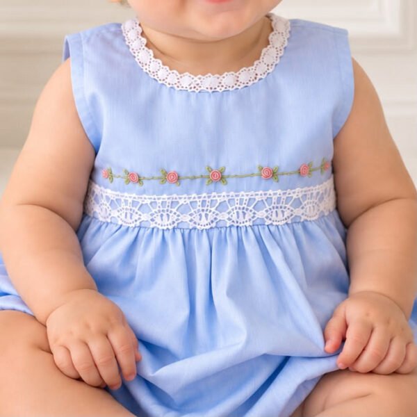 Pimpão Azul Celeste Bordado Floral — imagem 2