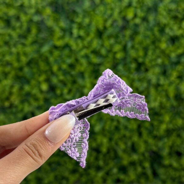 Laço de Cabelo Infantil Lavanda em Renda — imagem 2