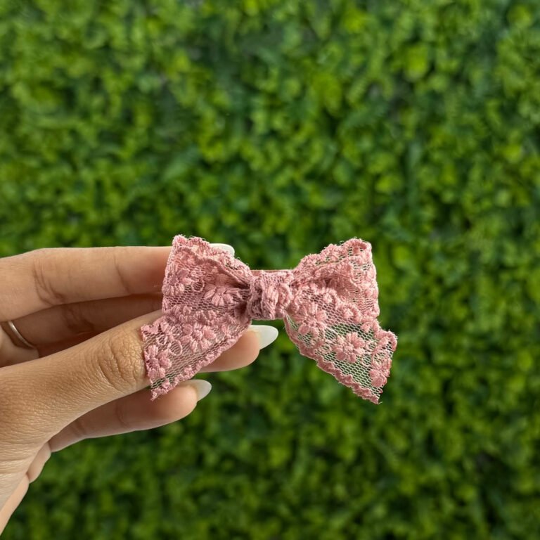 Laço de Cabelo Infantil Rosa Chá em Renda