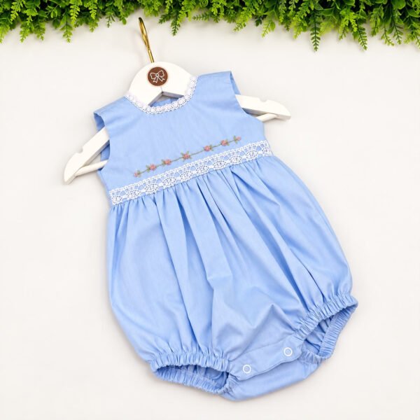 Pimpão Azul Celeste Bordado Floral — imagem 3