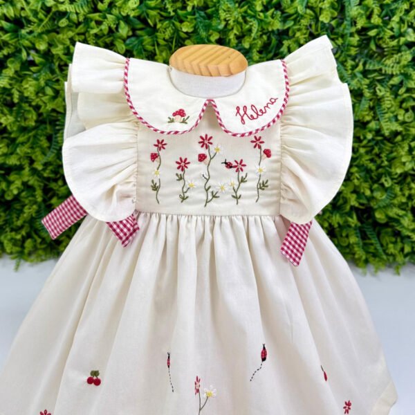 Vestido Infantil Bordado Jardim com Babados e Laços - Encomenda — imagem 2